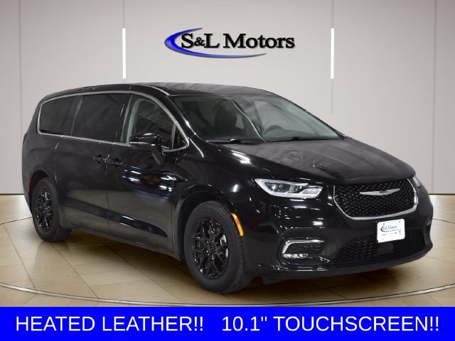2024 Chrysler Pacifica