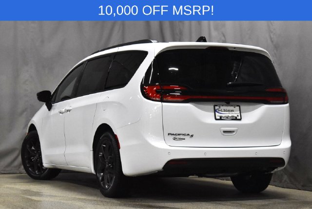 New 2026 Chrysler Pacifica SELECT Passenger Van