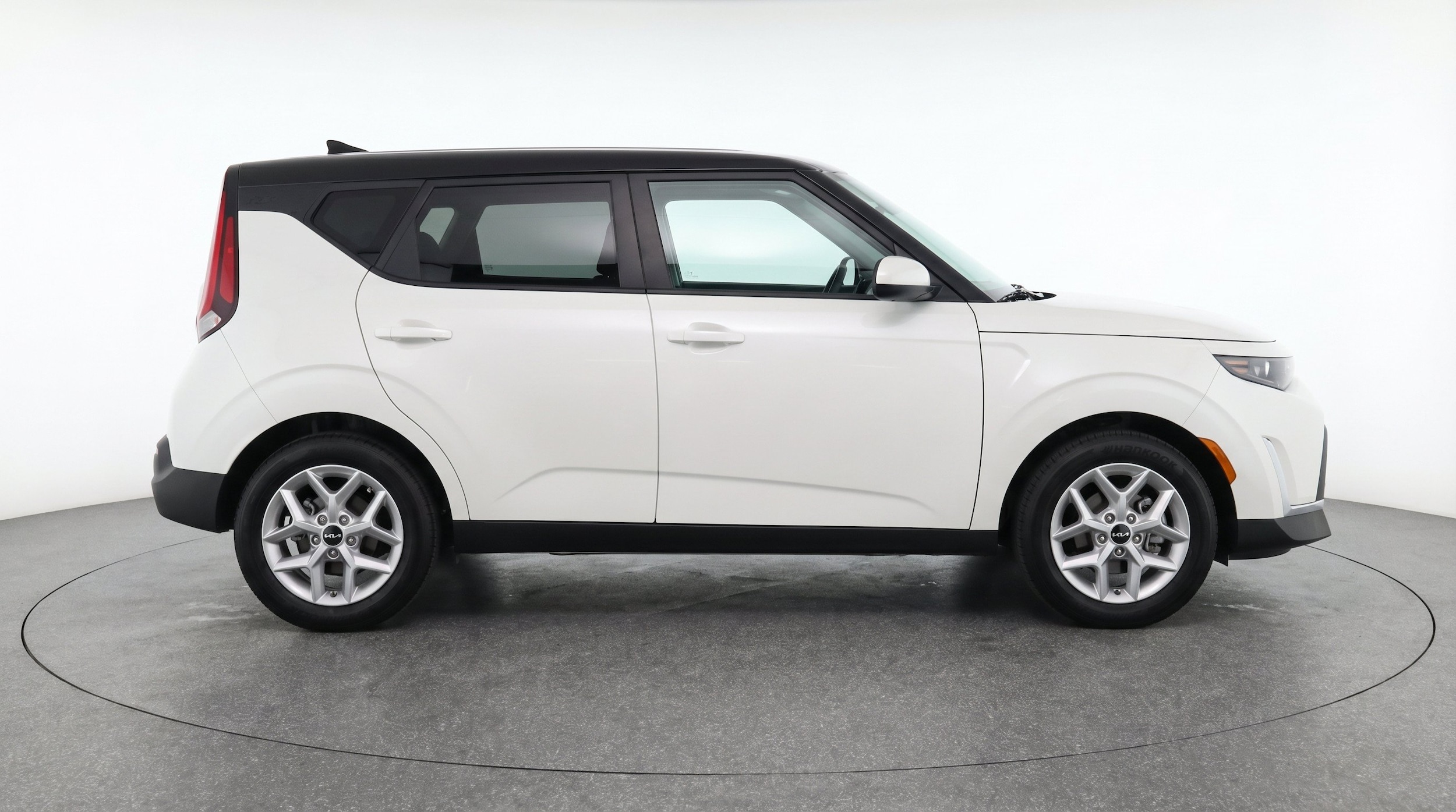 Thumbnail: 2025 Kia Soul - 10