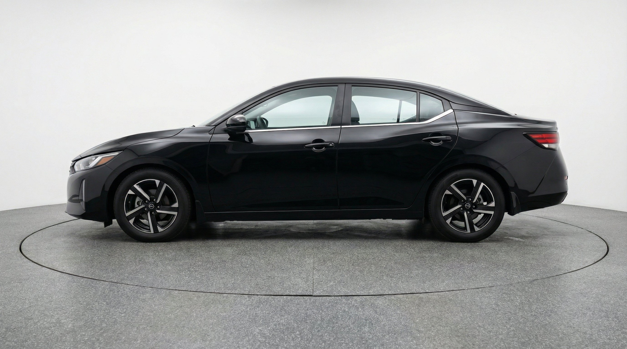 Thumbnail: 2025 Nissan Sentra - 5