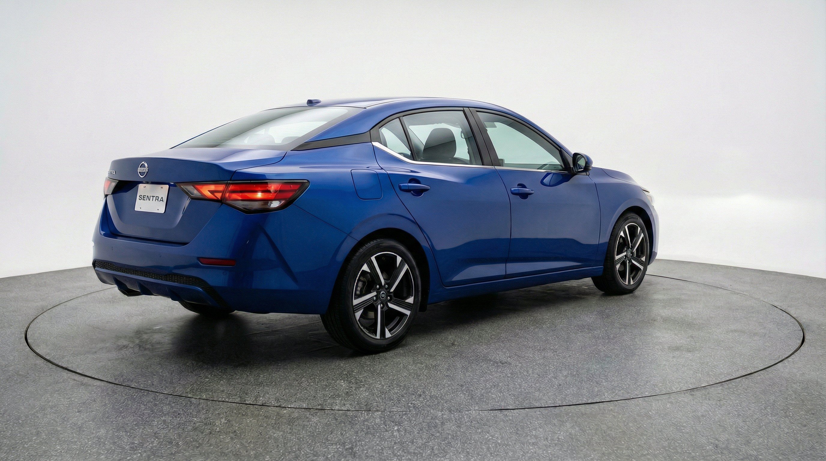 Thumbnail: 2025 Nissan Sentra - 9