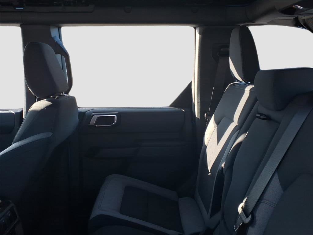 2025 Ford Bronco 4-Door Base - Photo 7