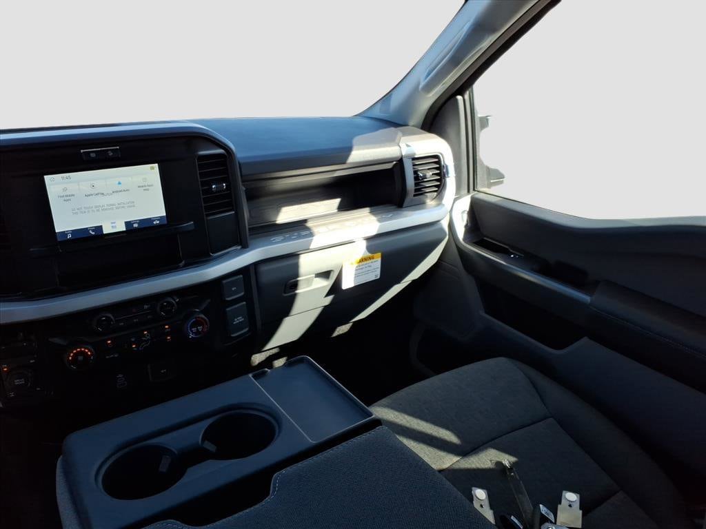 2026 Ford F-350 Super Duty XL - Photo 8