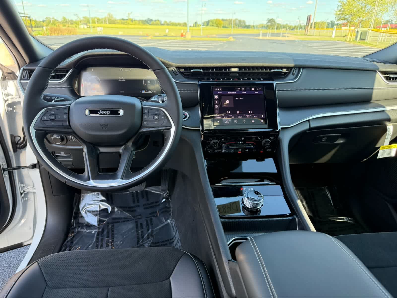 2025 Jeep Grand Cherokee Altitude - Photo 18