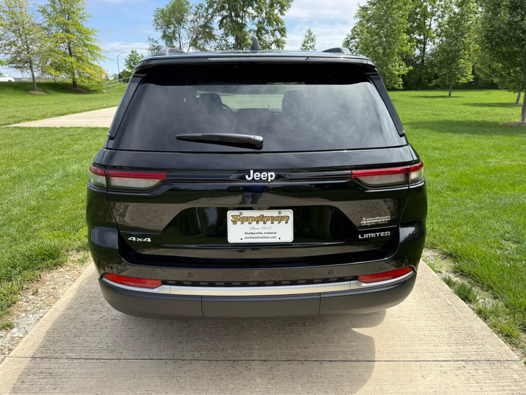 New 2026 Jeep Grand Cherokee LIMITED 4X4 Sport Utility