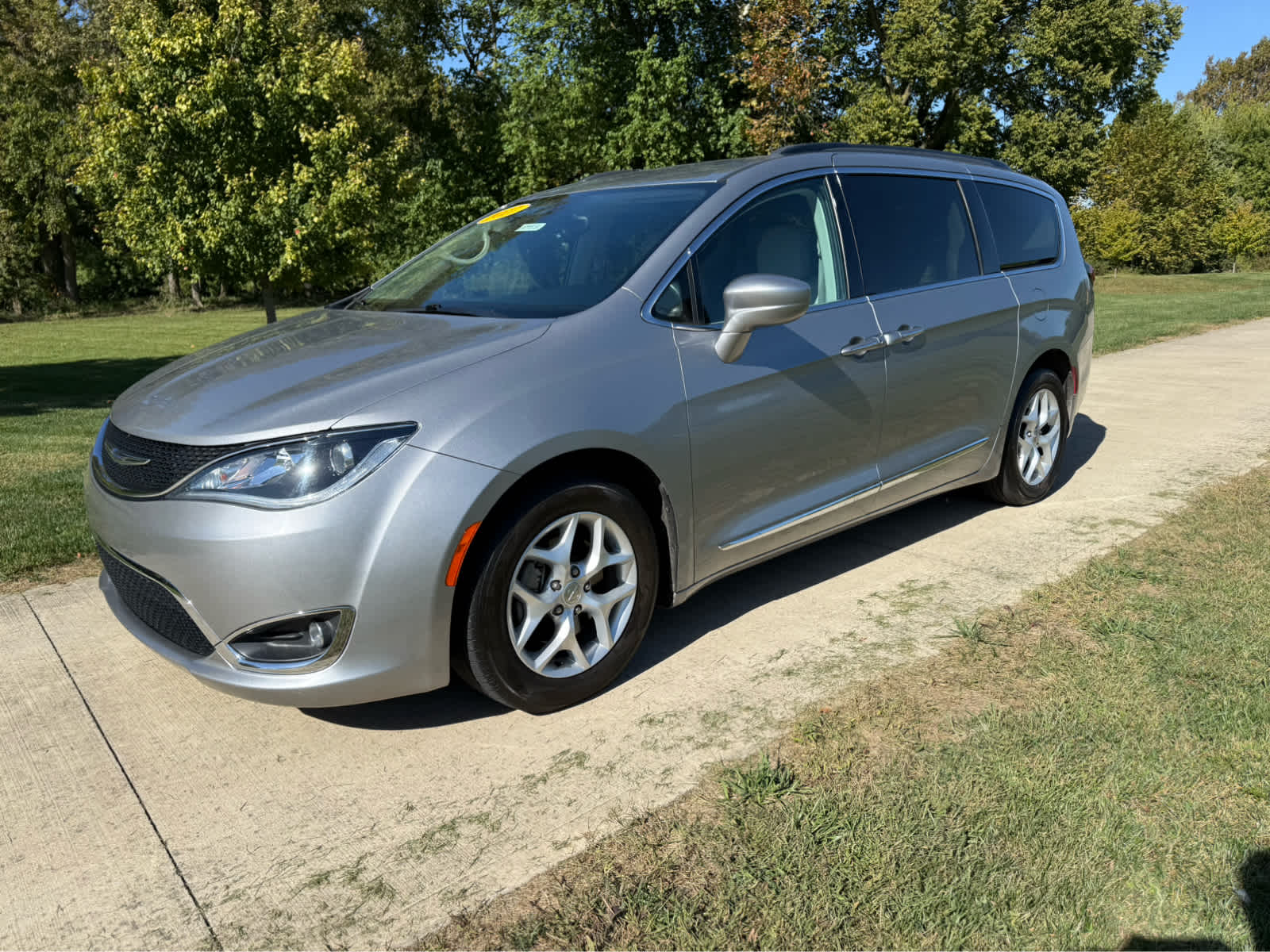  Chrysler Pacifica