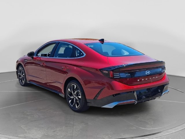 Used 2025 Hyundai Sonata SEL Sedan