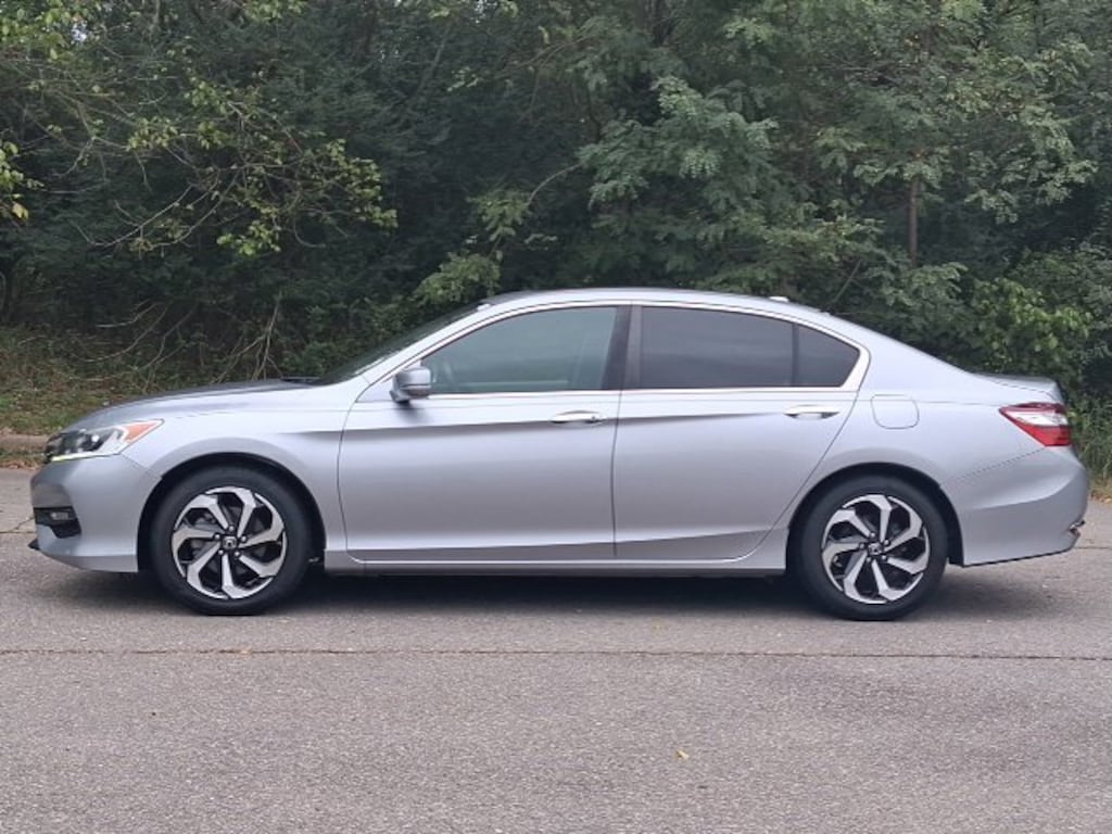 Used 2017 Honda Accord EX Sedan
