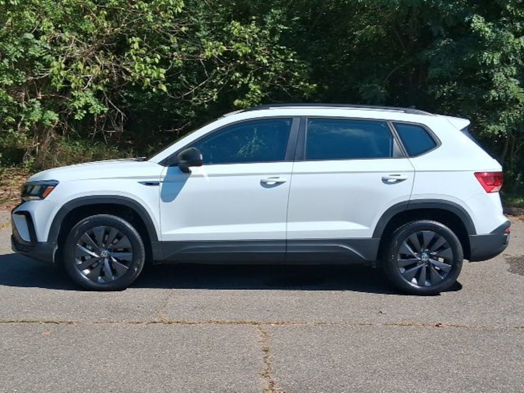 Used 2022 Volkswagen Taos 1.5T S SUV