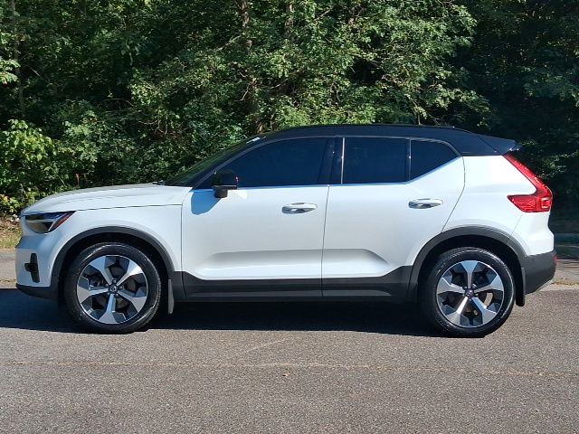 Used 2023 Volvo XC40 B5 Plus Bright Theme SUV