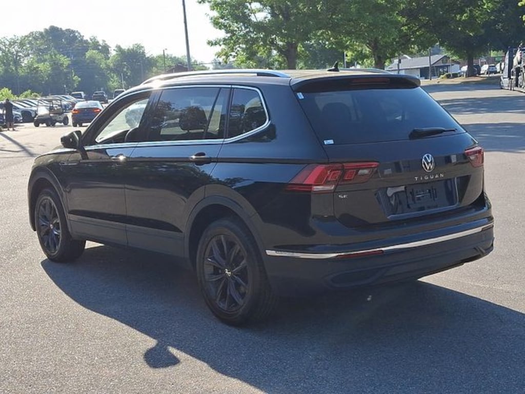 Used 2022 Volkswagen Tiguan 2.0T SE SUV