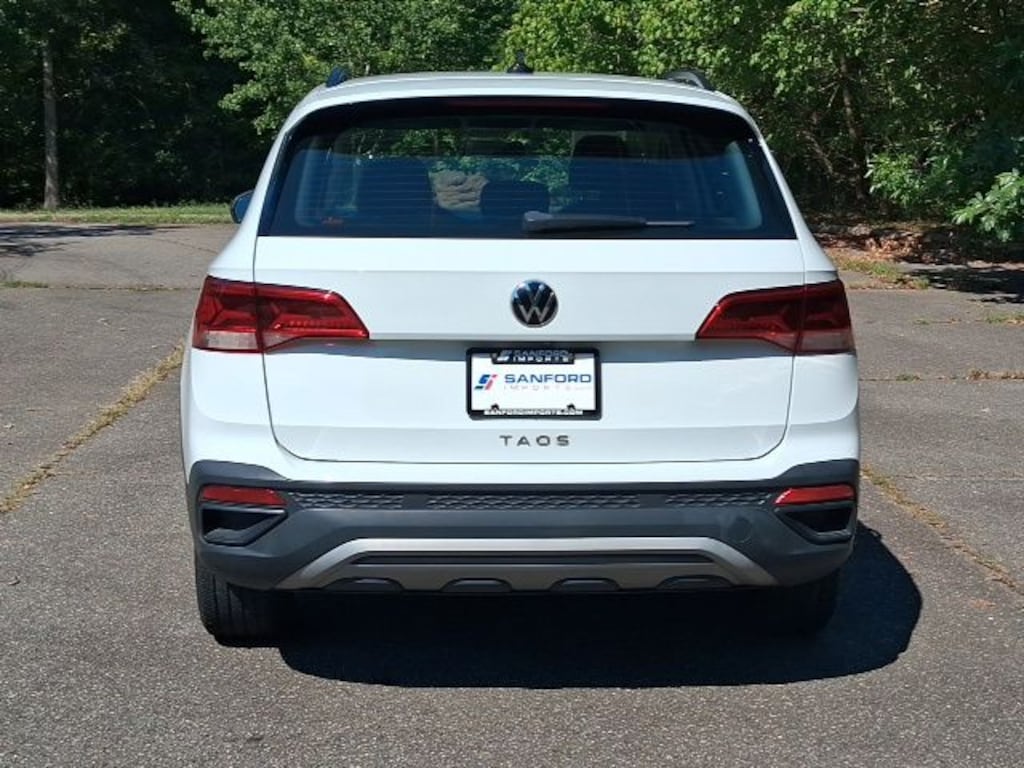 Used 2022 Volkswagen Taos 1.5T S SUV