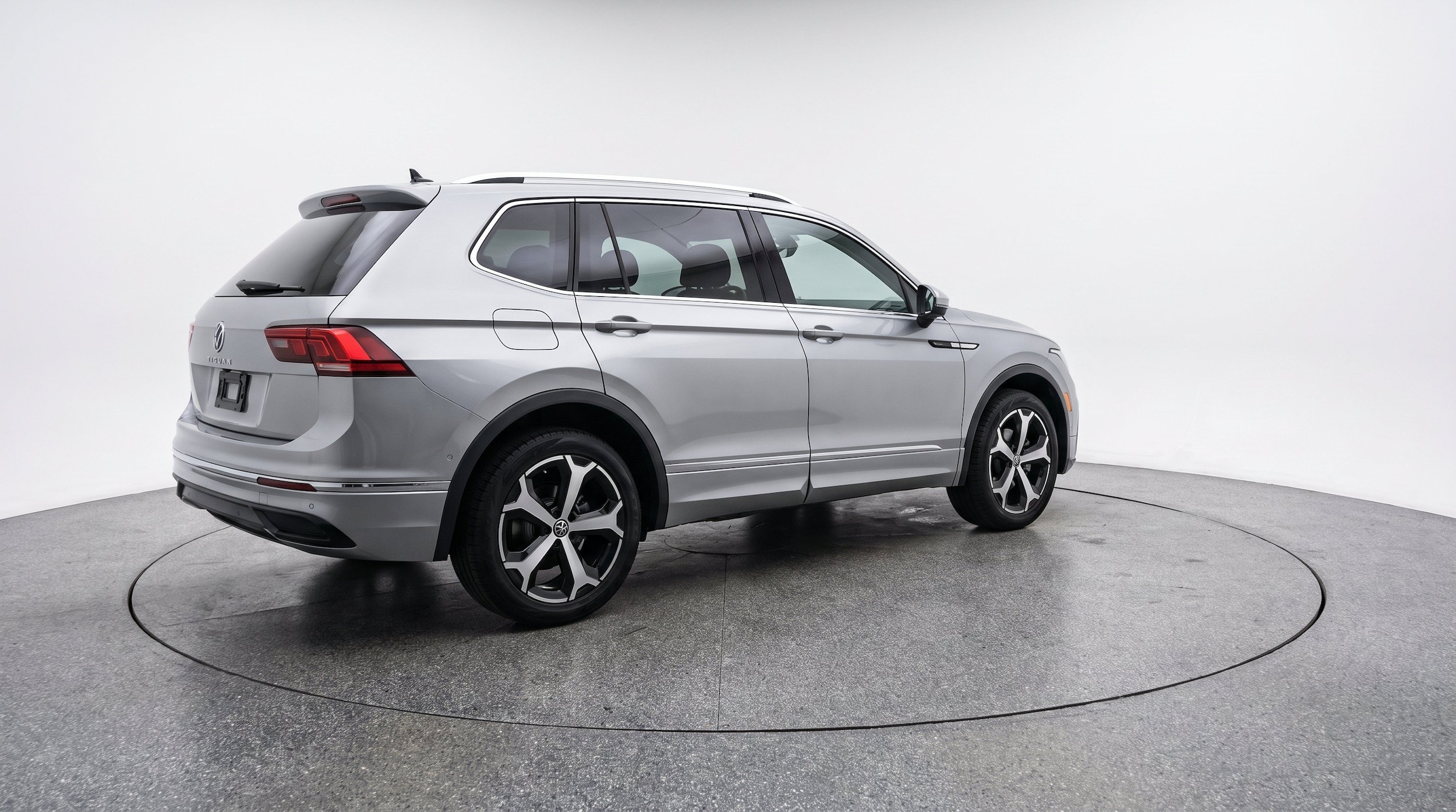 Thumbnail: 2026 Volkswagen Tiguan - 9