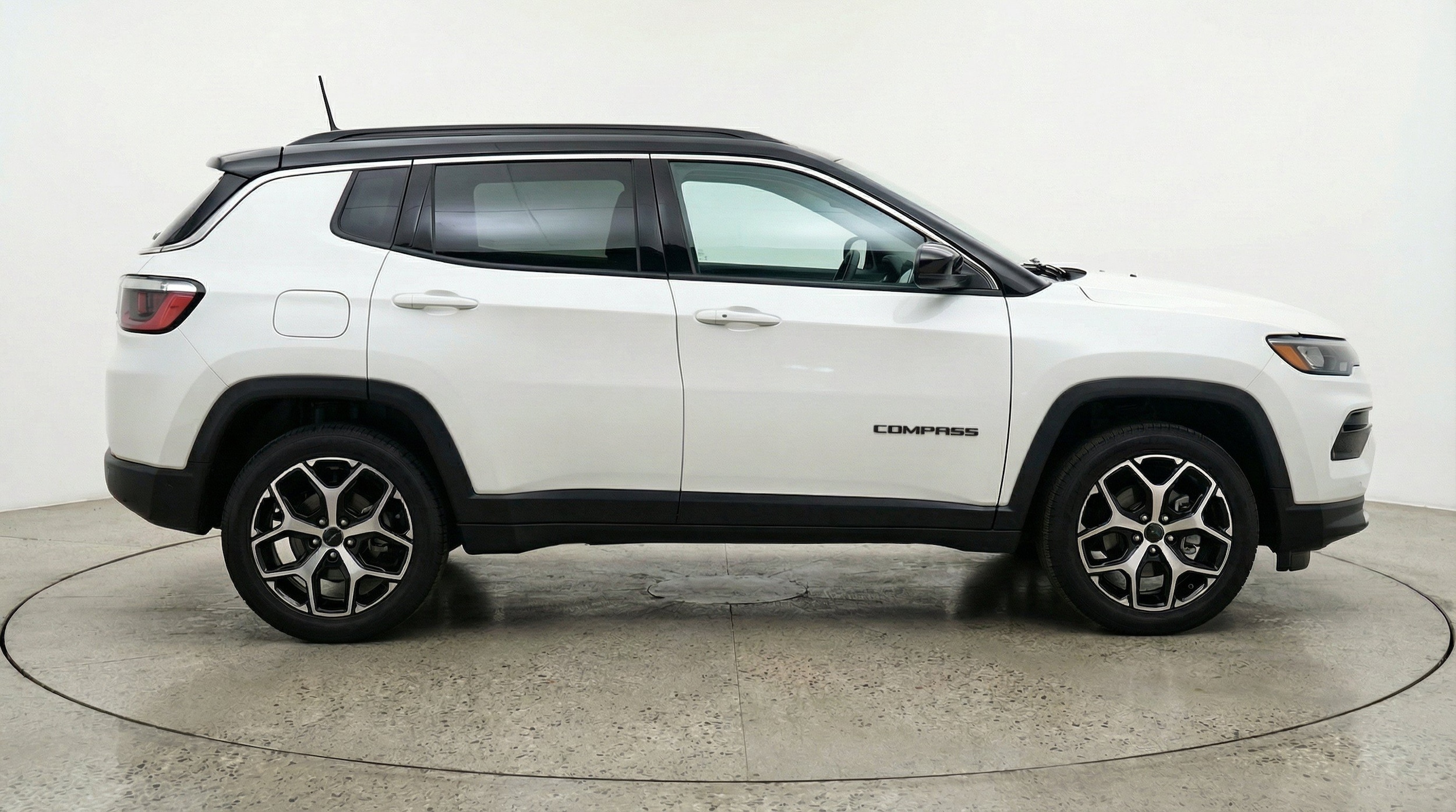 Thumbnail: 2025 Jeep Compass - 10