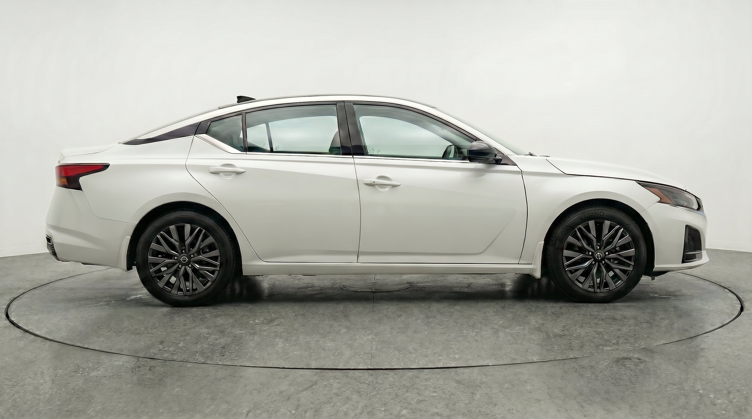 Thumbnail: 2026 Nissan Altima - 10