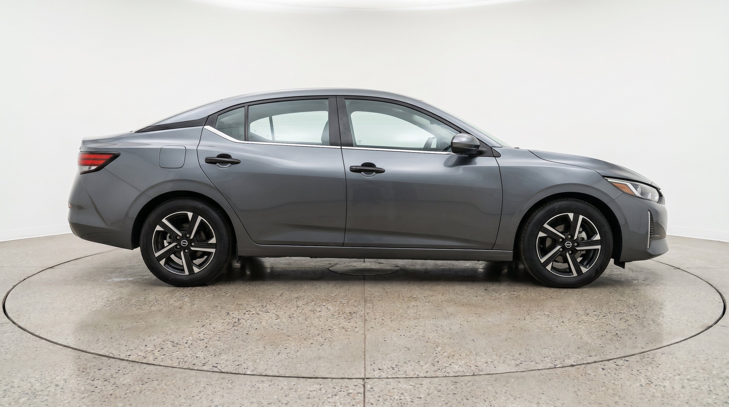Thumbnail: 2025 Nissan Sentra - 10