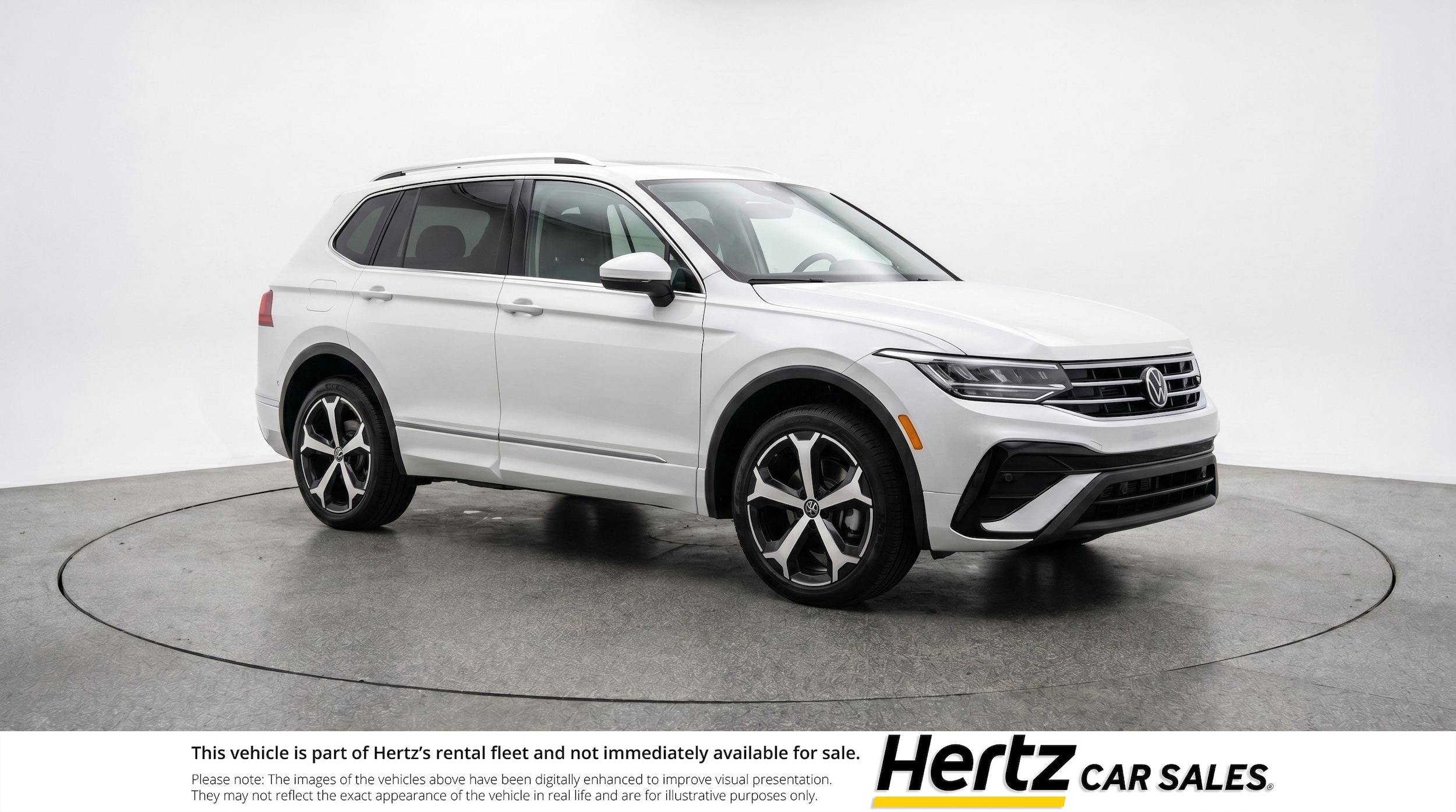 Thumbnail: 2026 Volkswagen Tiguan - 1