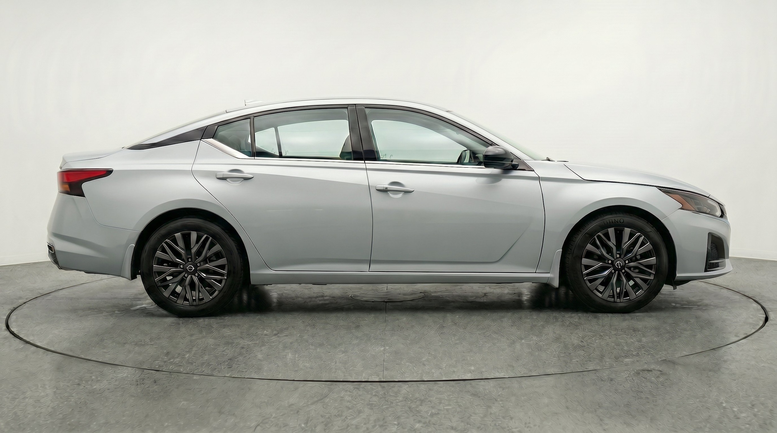 Thumbnail: 2026 Nissan Altima - 10