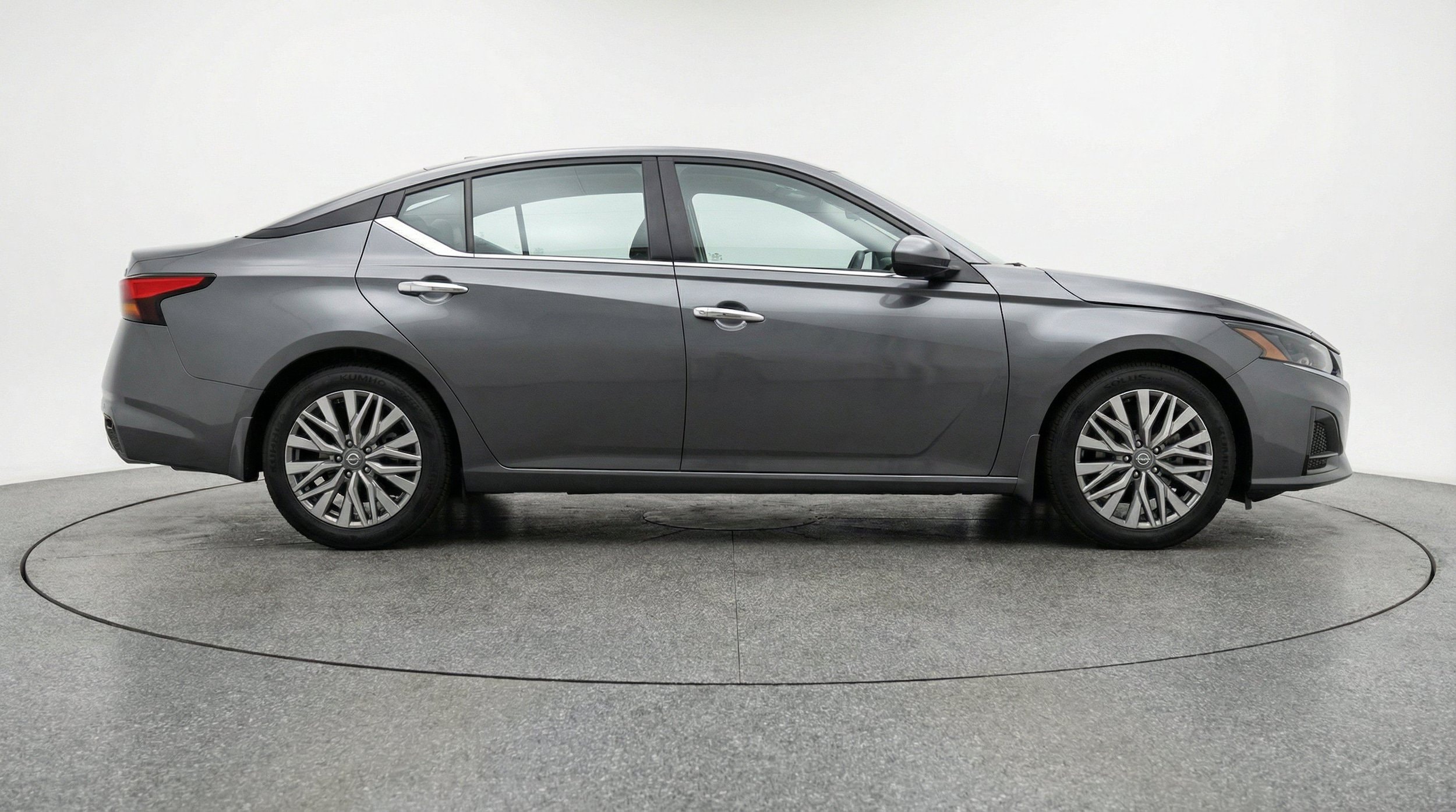 Thumbnail: 2025 Nissan Altima - 11