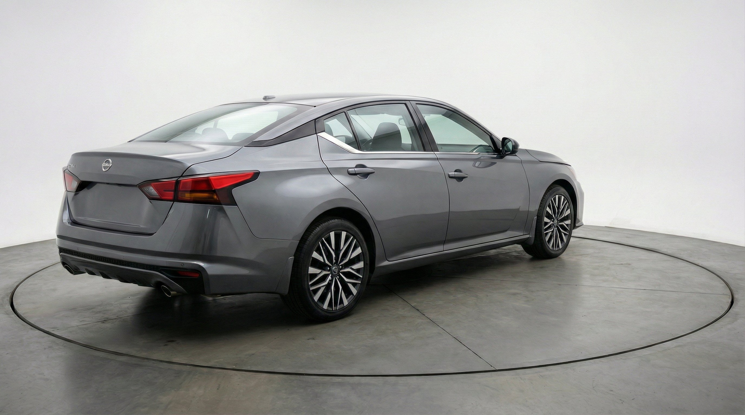 Thumbnail: 2025 Nissan Altima - 9