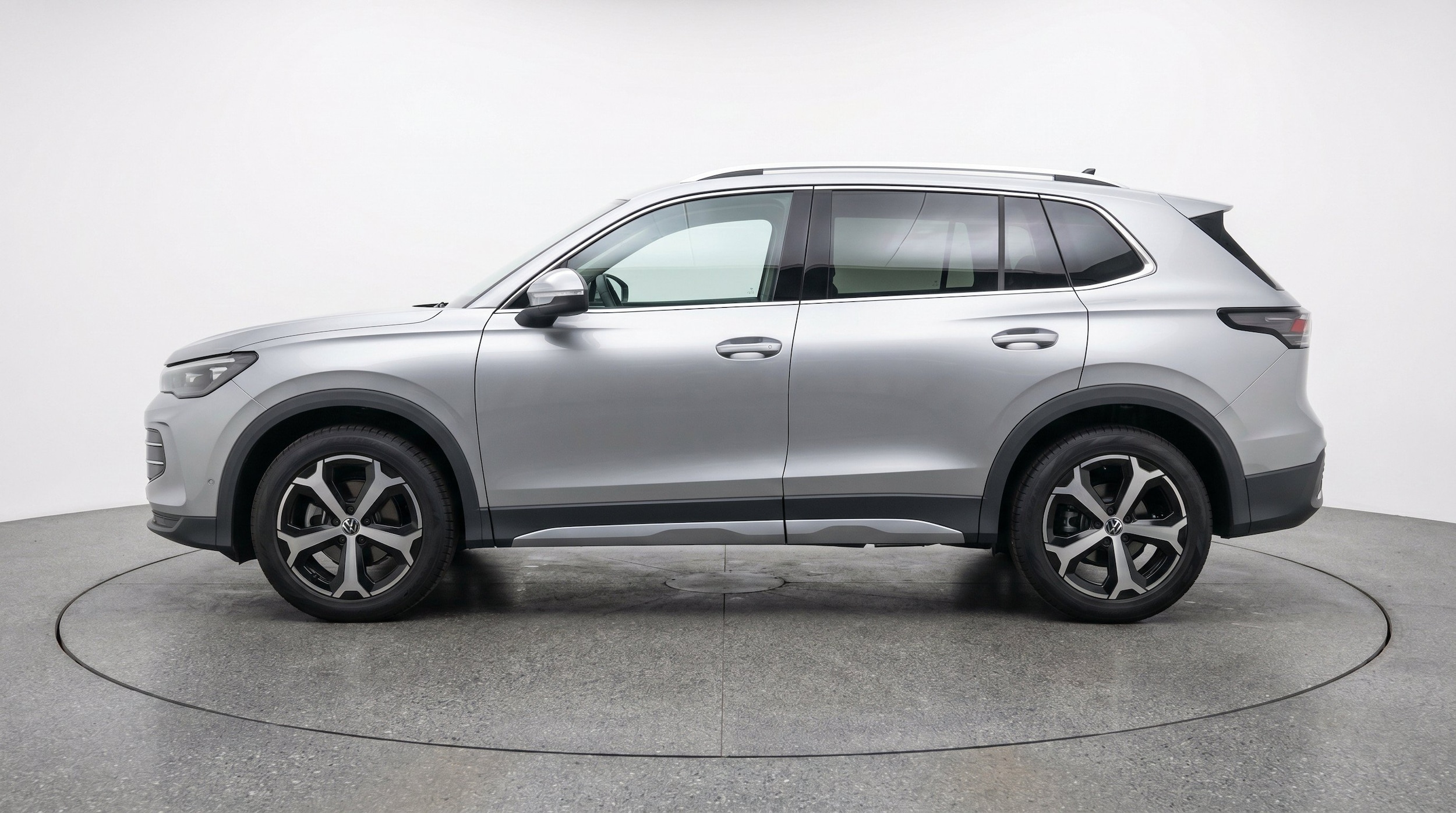 Thumbnail: 2026 Volkswagen Tiguan - 5