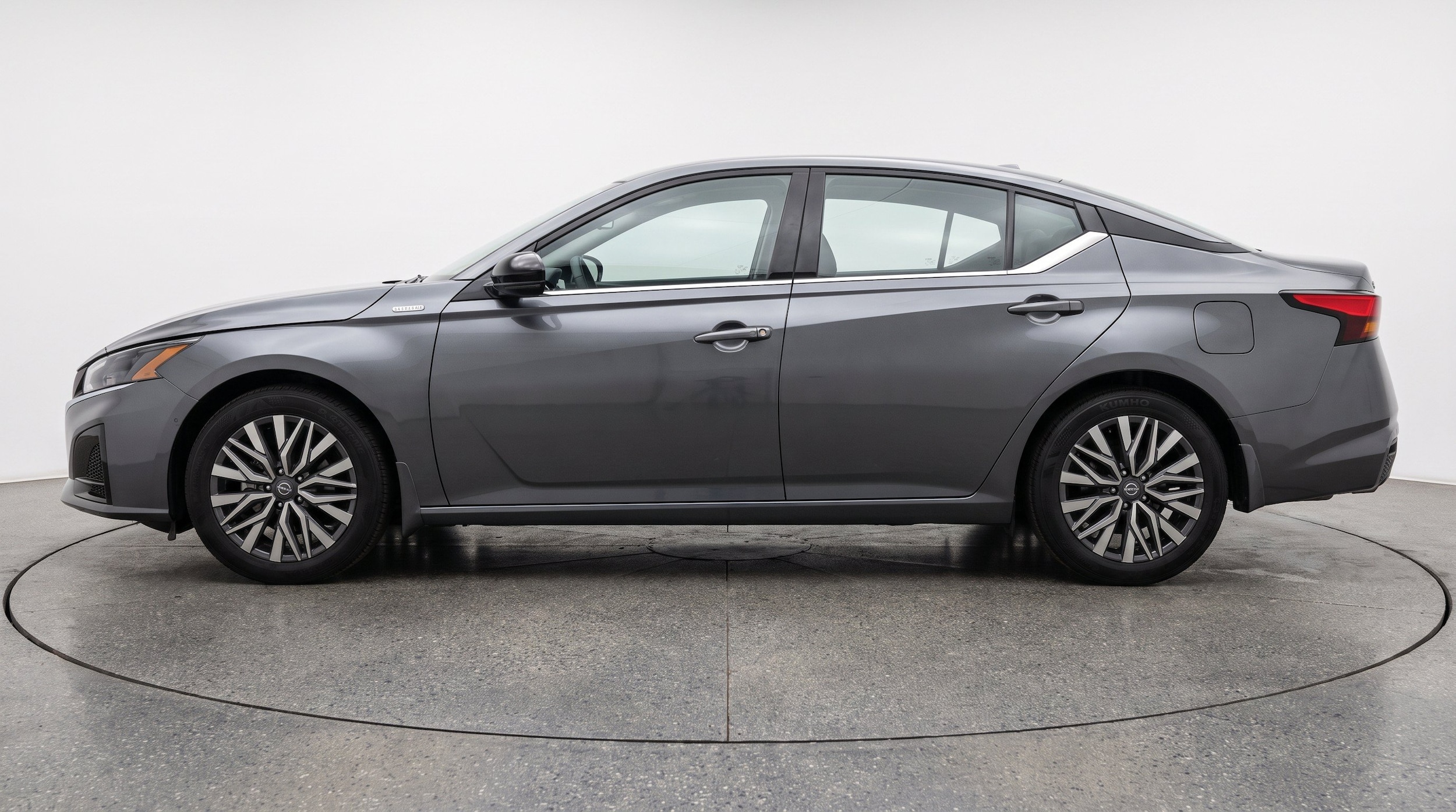 Thumbnail: 2025 Nissan Altima - 5