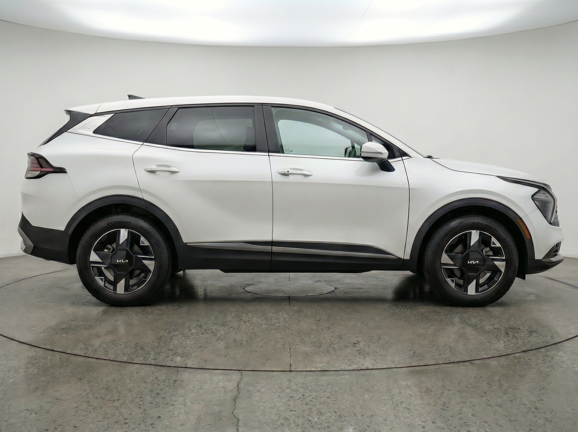 Thumbnail: 2026 Kia Sportage - 10