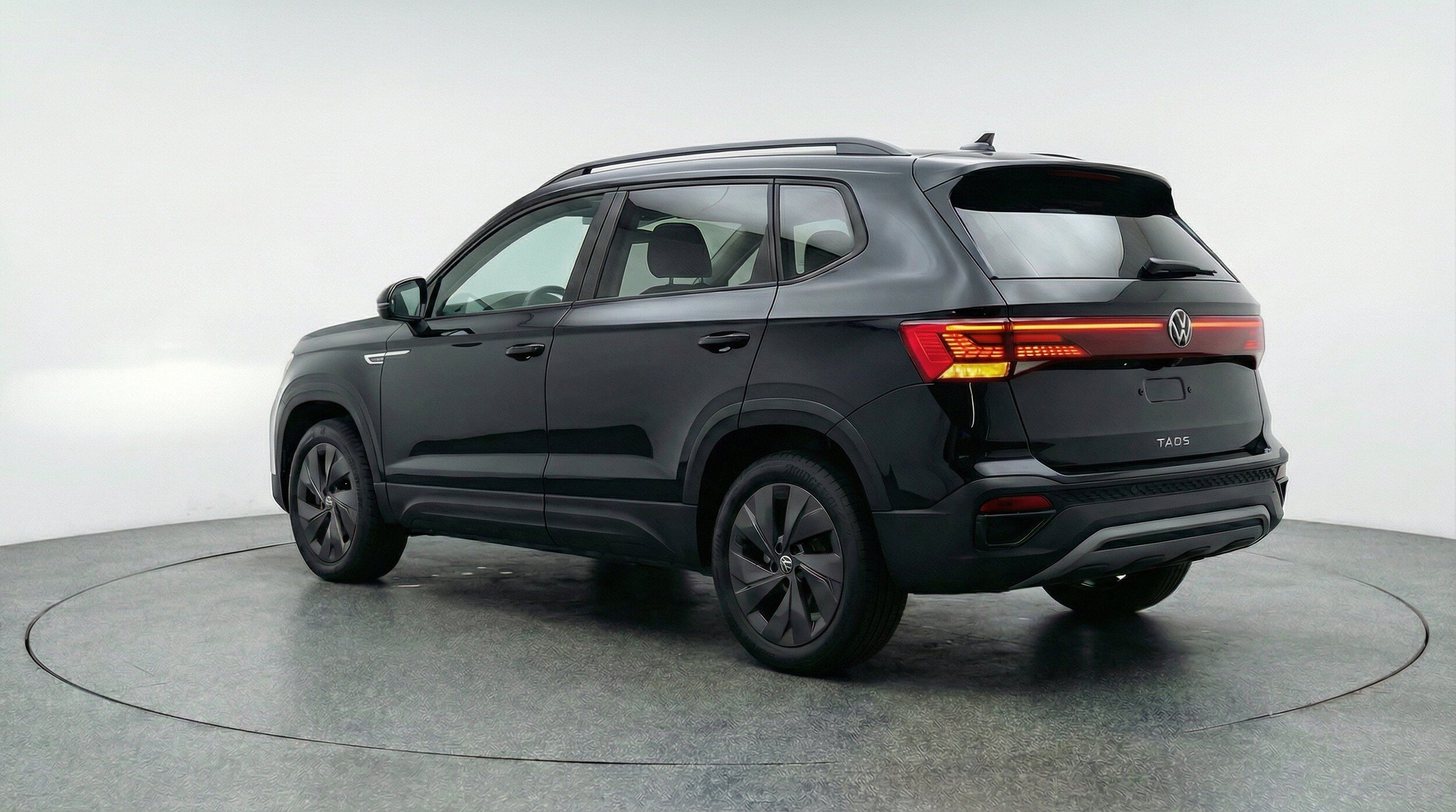 Thumbnail: 2026 Volkswagen Taos - 6