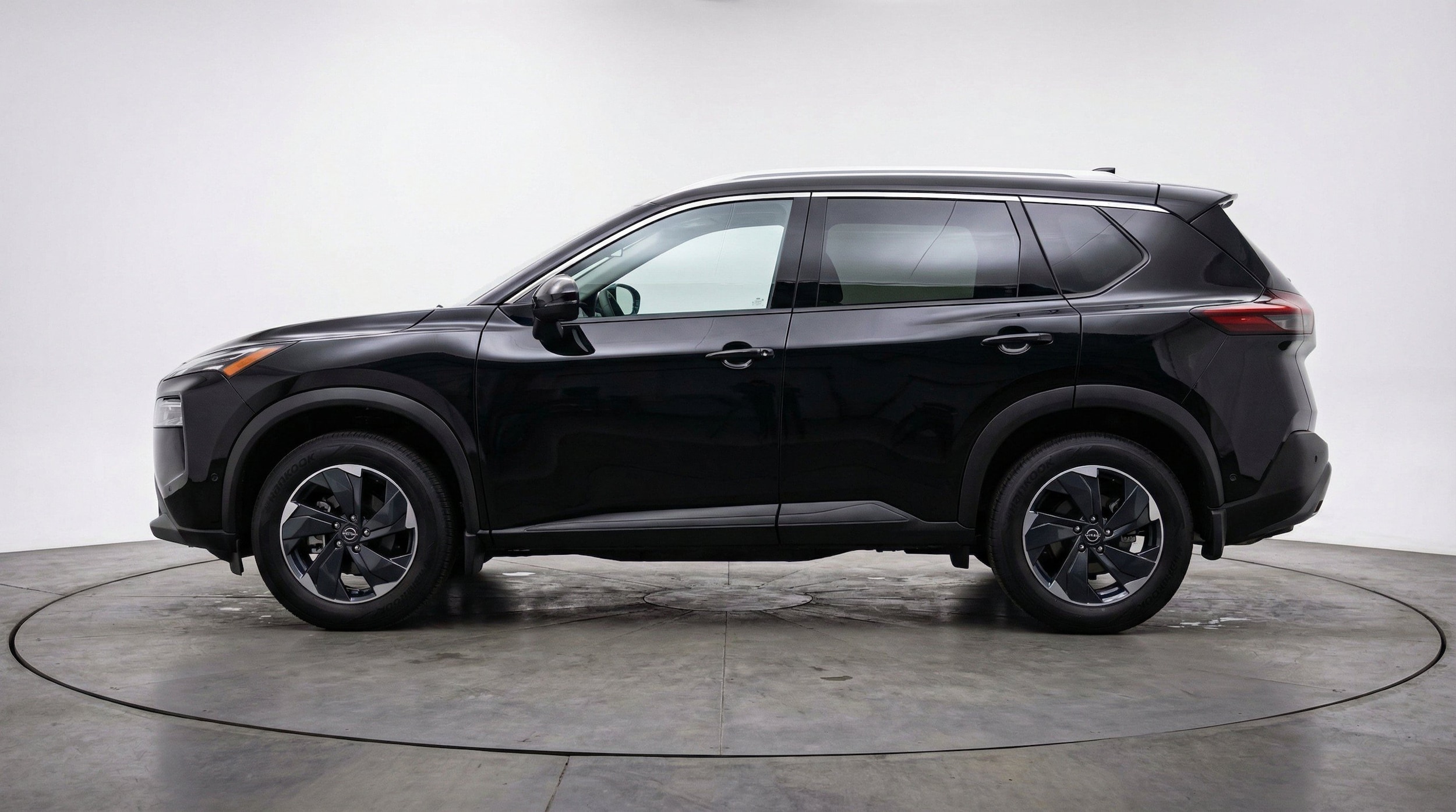 Thumbnail: 2025 Nissan Rogue - 5
