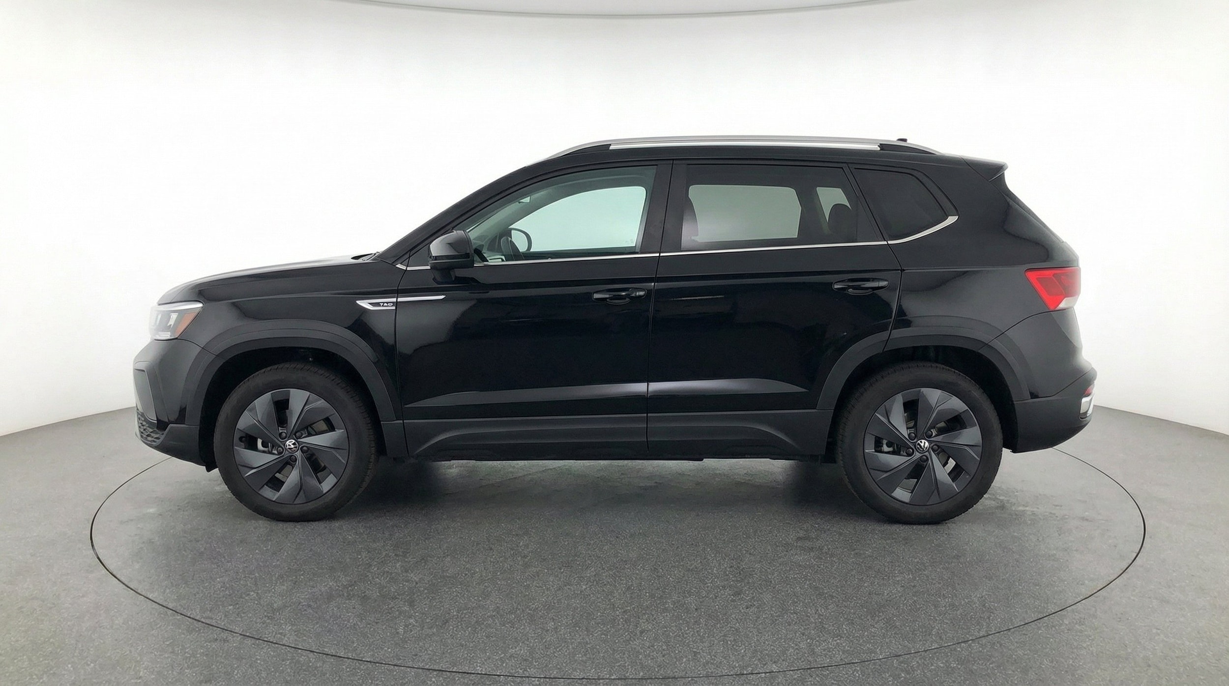 Thumbnail: 2026 Volkswagen Taos - 5