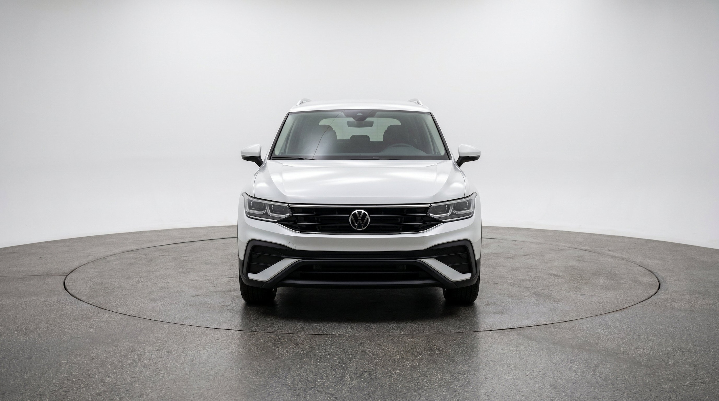 Thumbnail: 2026 Volkswagen Tiguan - 2