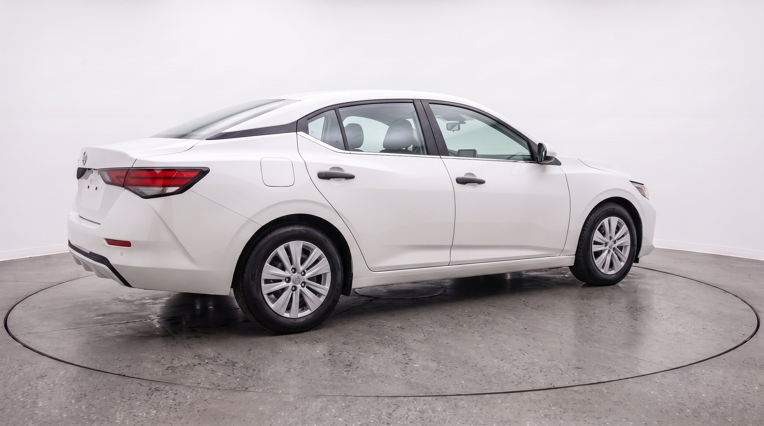 Thumbnail: 2025 Nissan Sentra - 9
