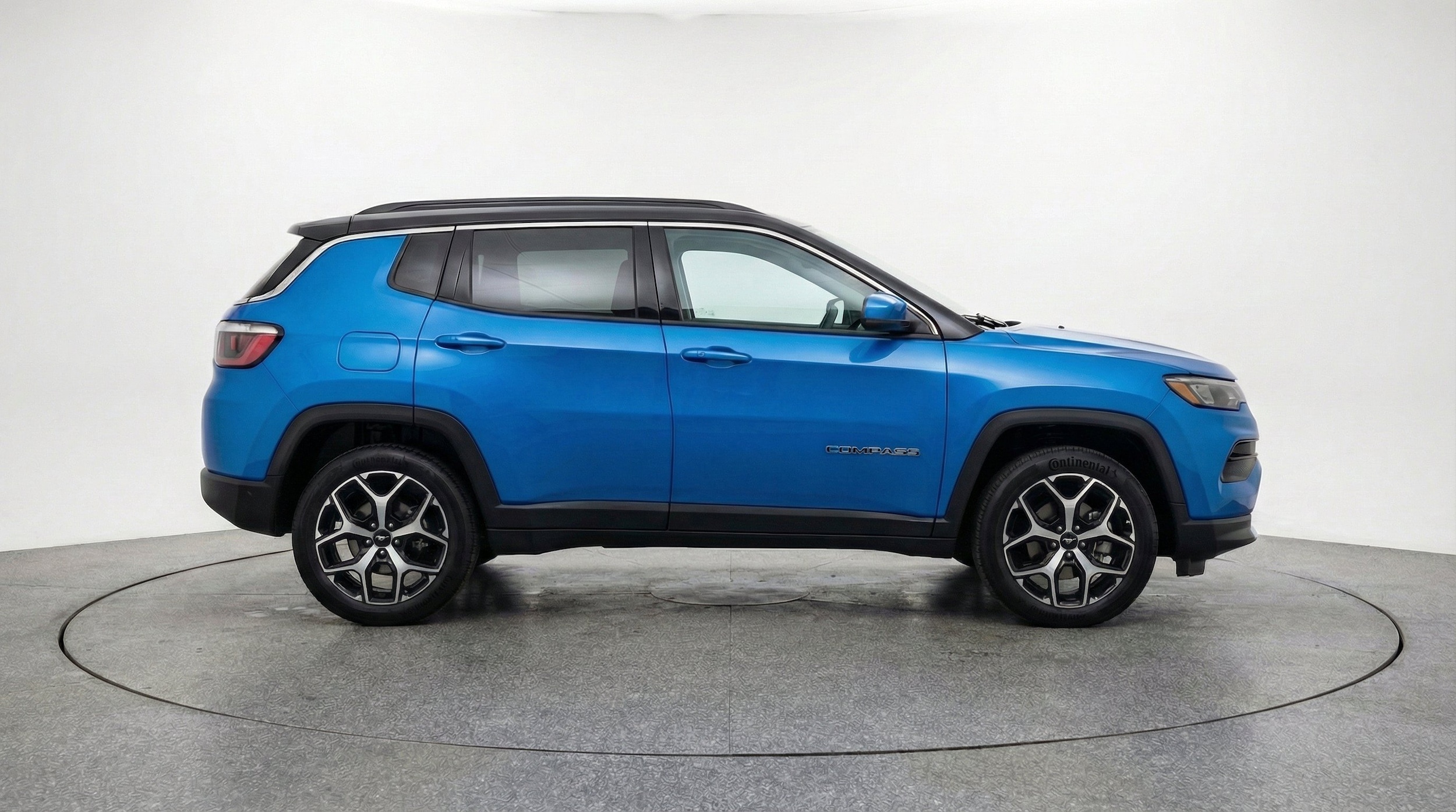 Thumbnail: 2025 Jeep Compass - 10