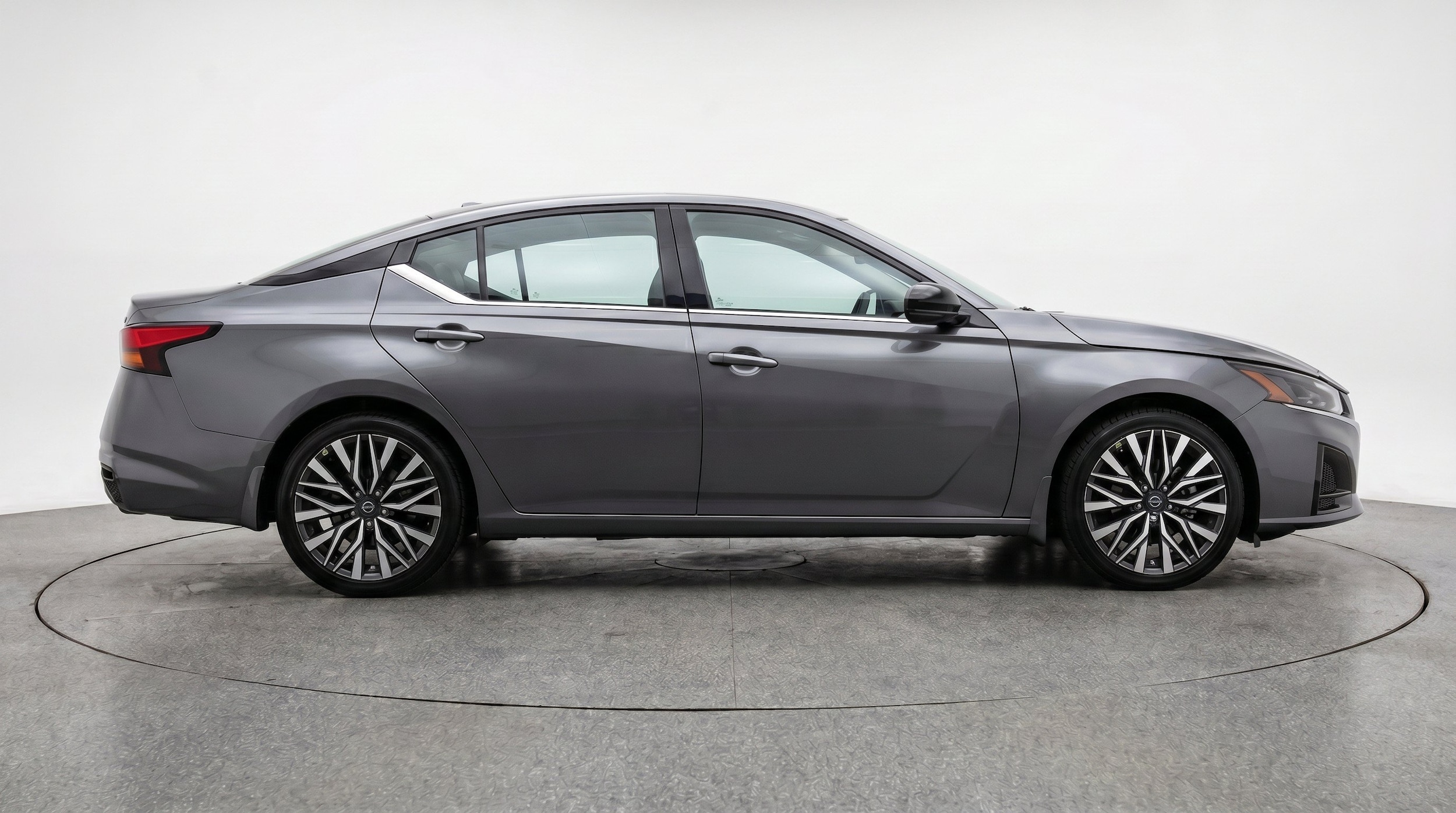 Thumbnail: 2025 Nissan Altima - 10