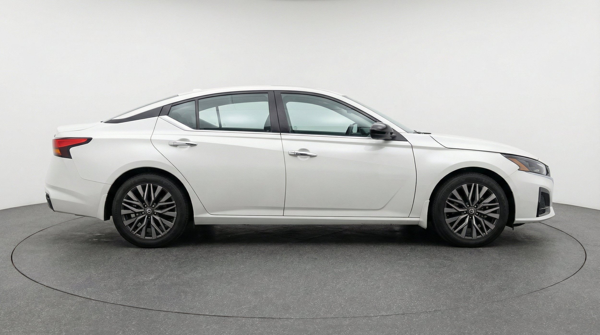 Thumbnail: 2025 Nissan Altima - 11