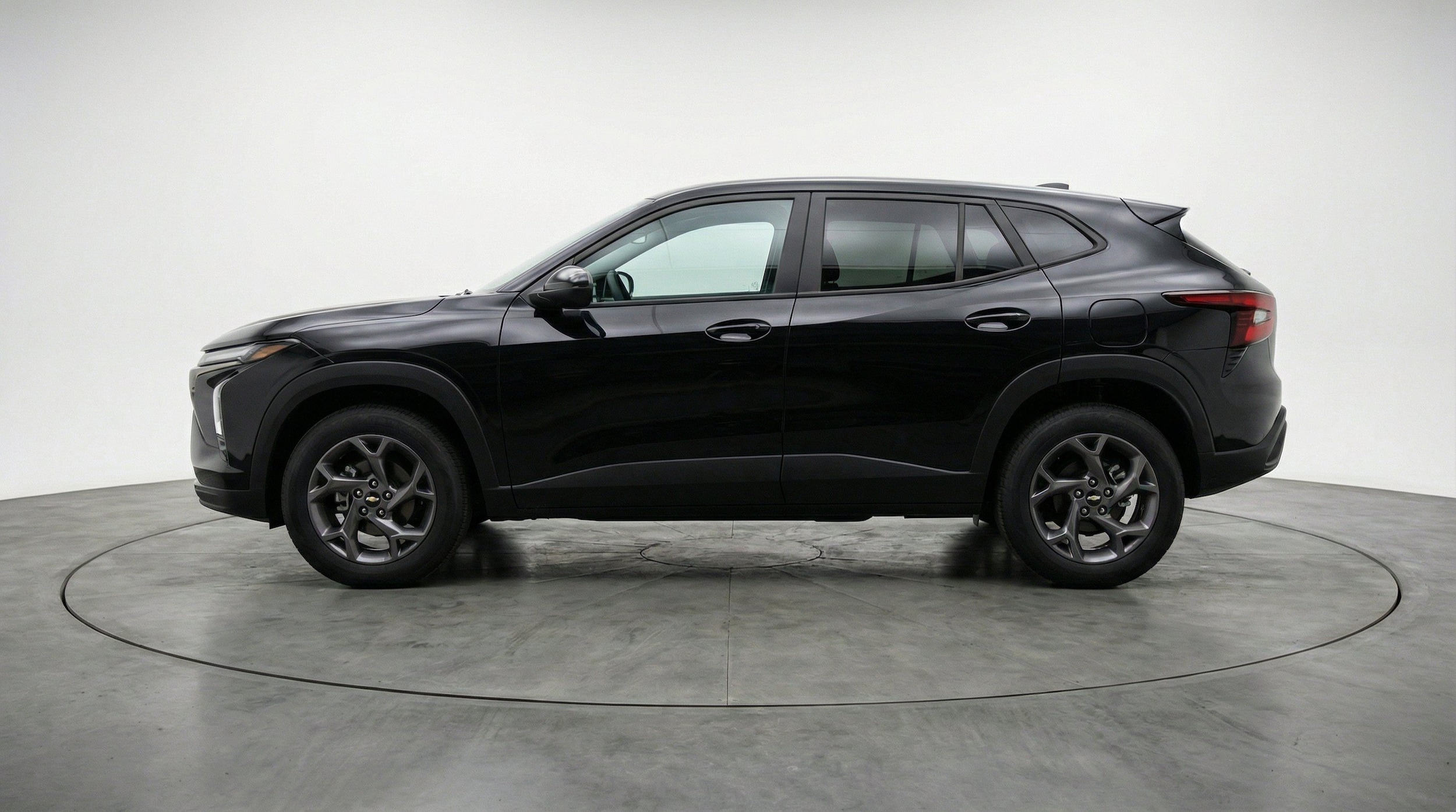 Thumbnail: 2025 Chevrolet Trax - 5
