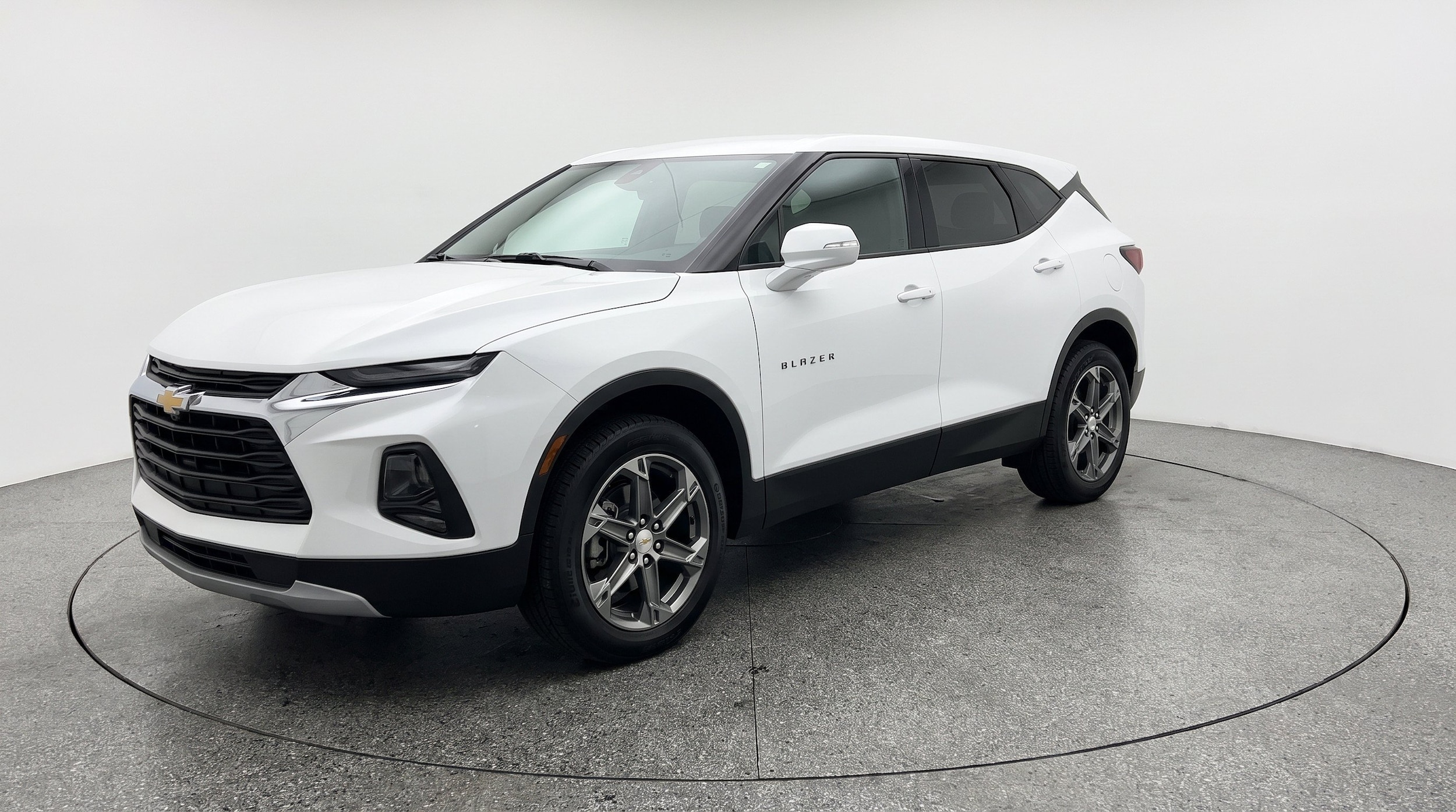 Thumbnail: 2026 Chevrolet Blazer - 3