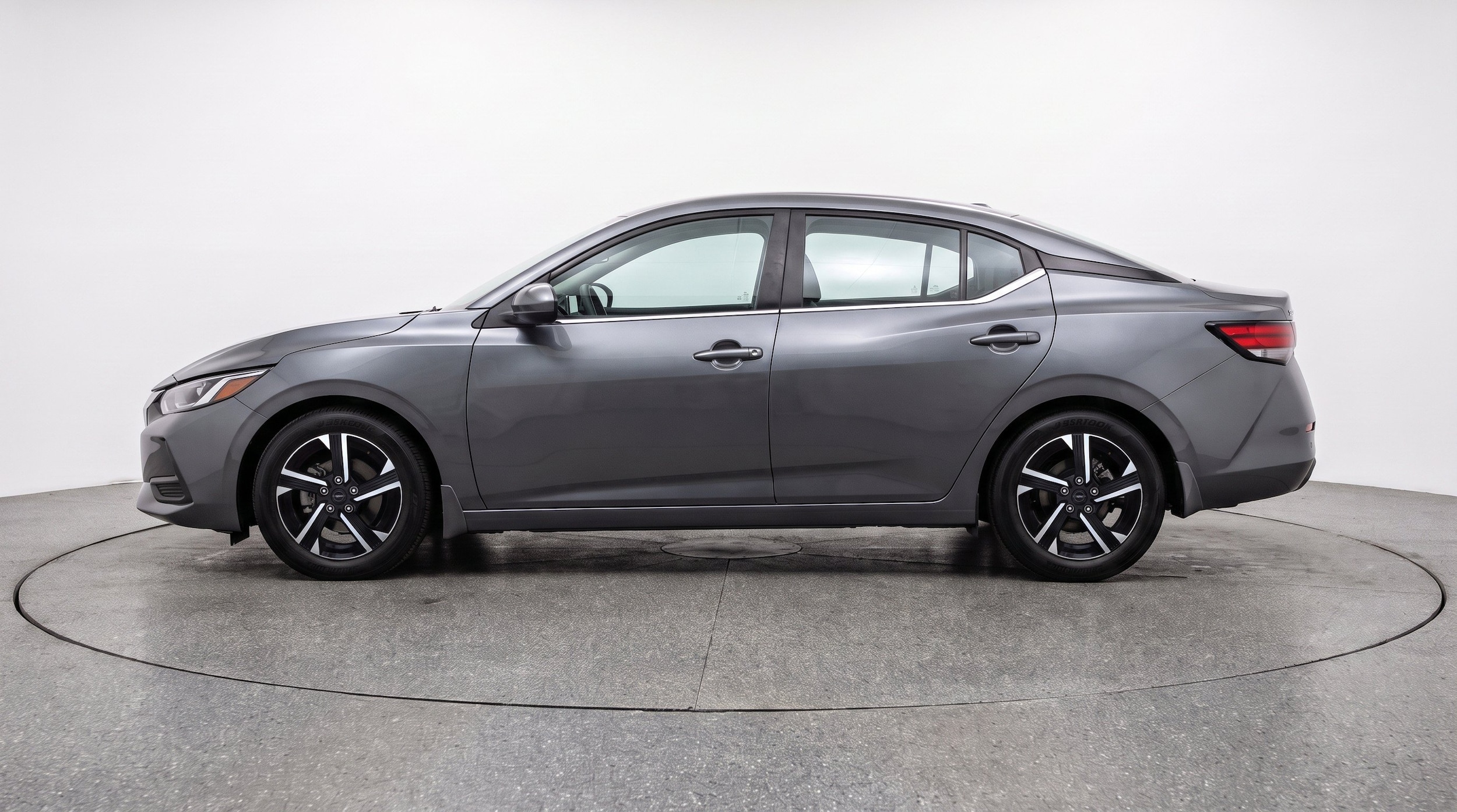 Thumbnail: 2025 Nissan Sentra - 5