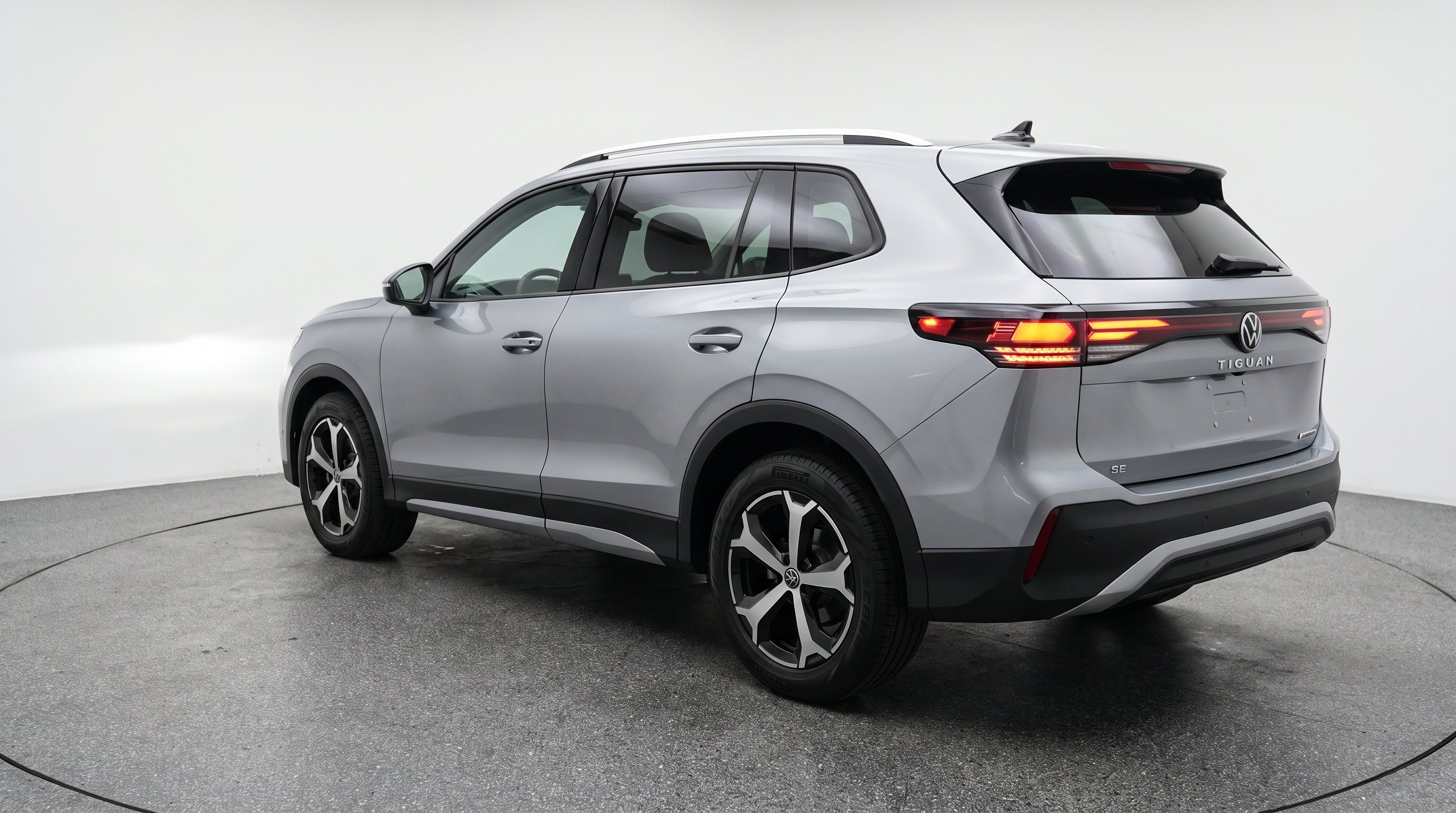 Thumbnail: 2026 Volkswagen Tiguan - 6