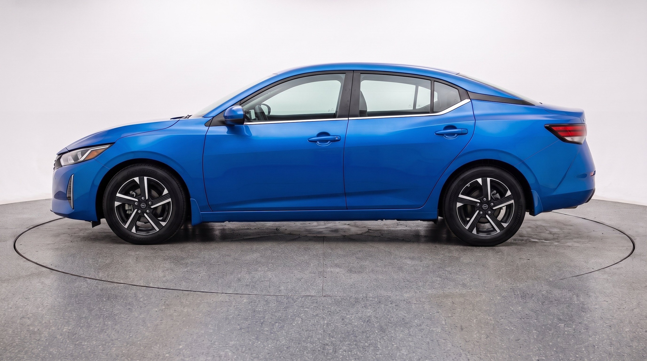 Thumbnail: 2025 Nissan Sentra - 5