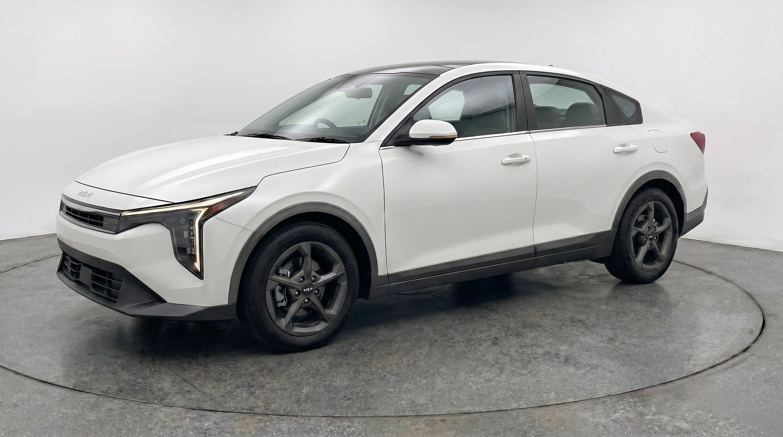 Thumbnail: 2026 Kia K4 - 3