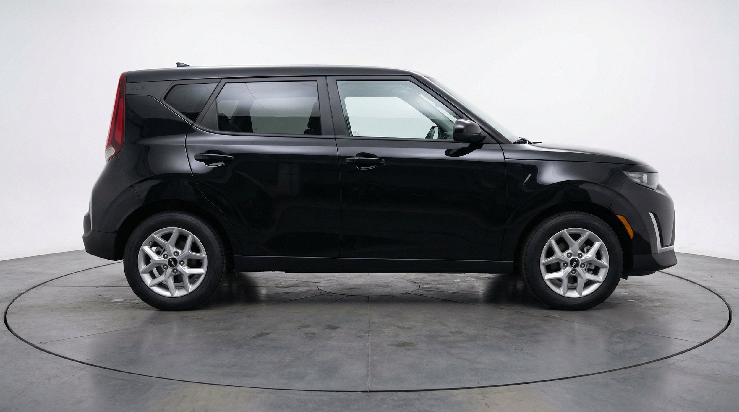 Thumbnail: 2025 Kia Soul - 11
