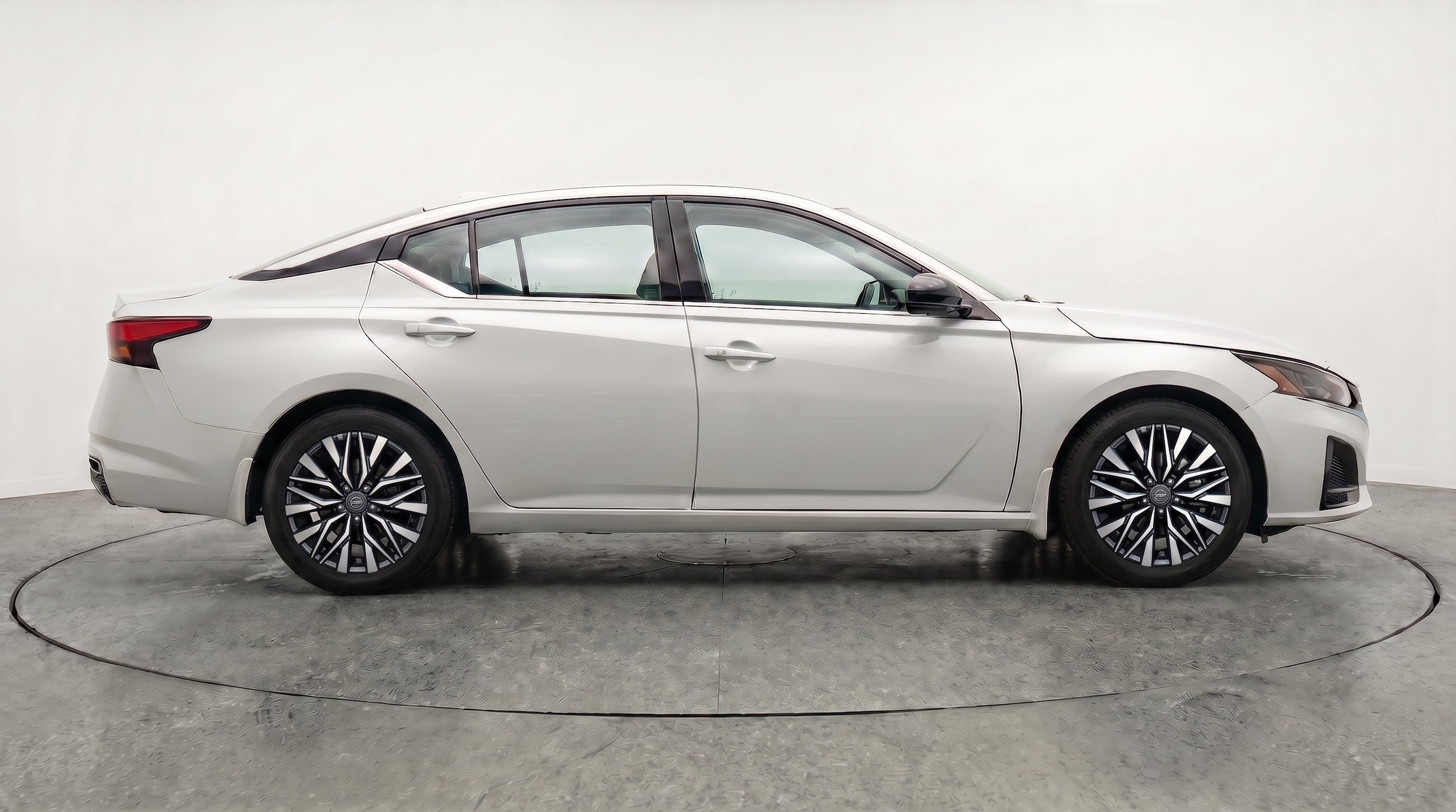 Thumbnail: 2026 Nissan Altima - 10
