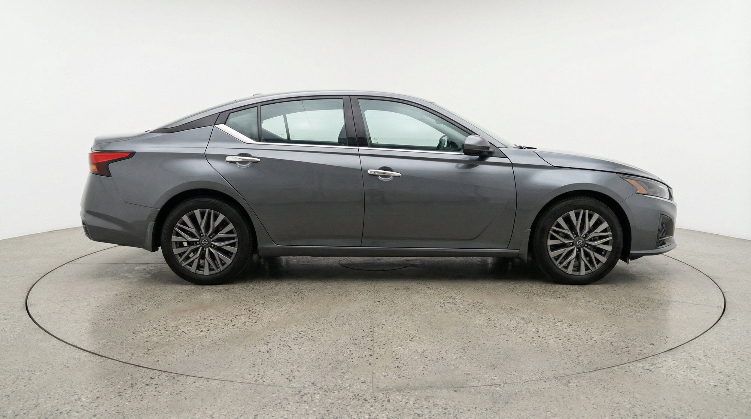 Thumbnail: 2025 Nissan Altima - 10