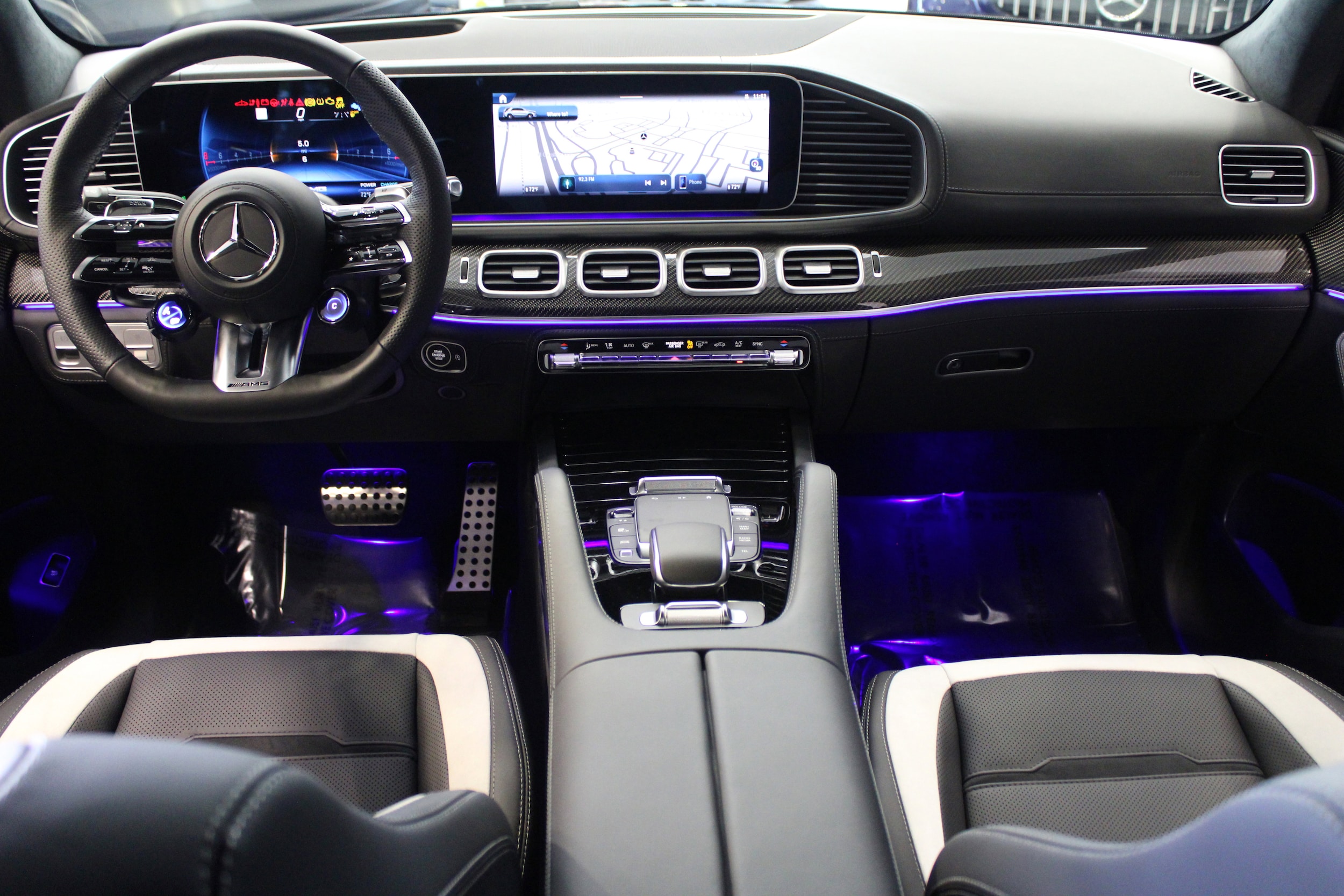 2026 Mercedes-Benz GLE AMG GLE63 S - Photo 16
