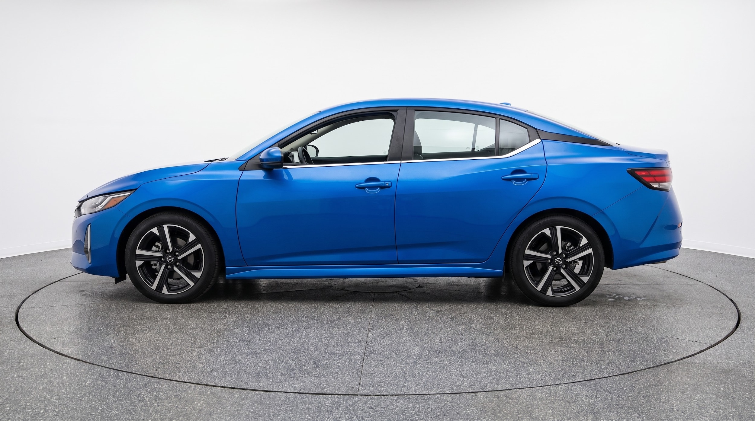 Thumbnail: 2025 Nissan Sentra - 4