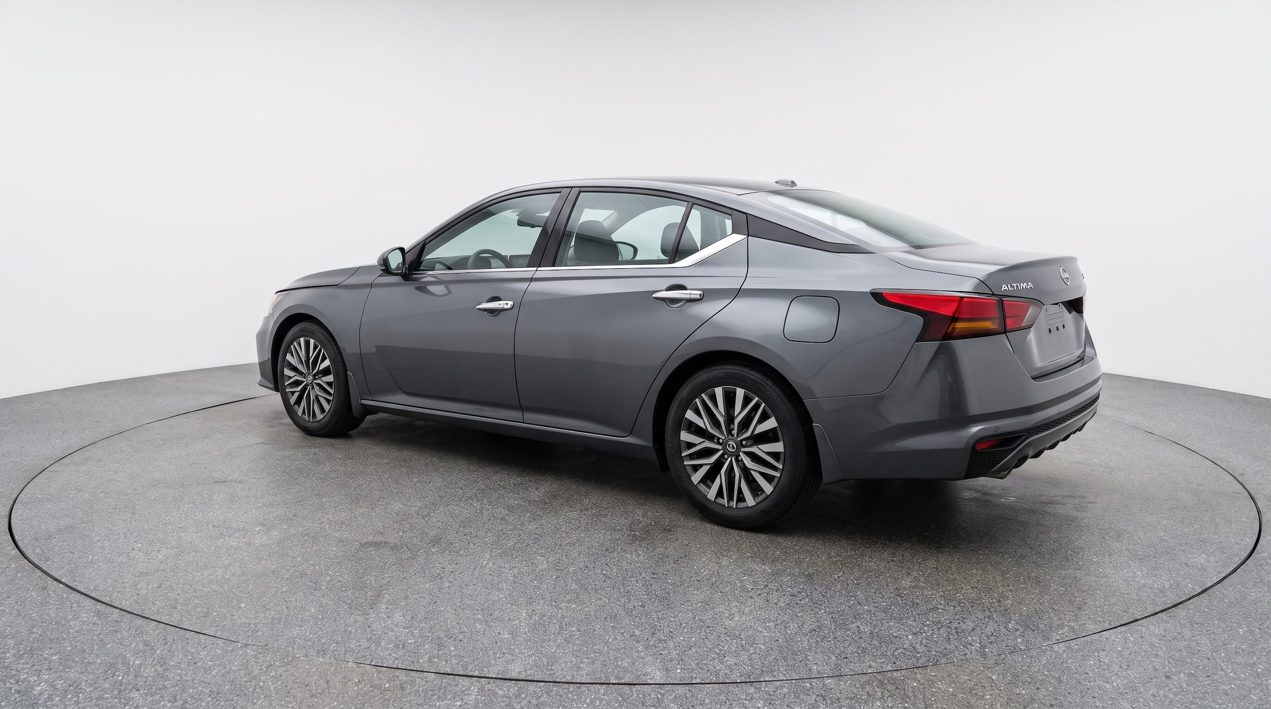 Thumbnail: 2025 Nissan Altima - 5