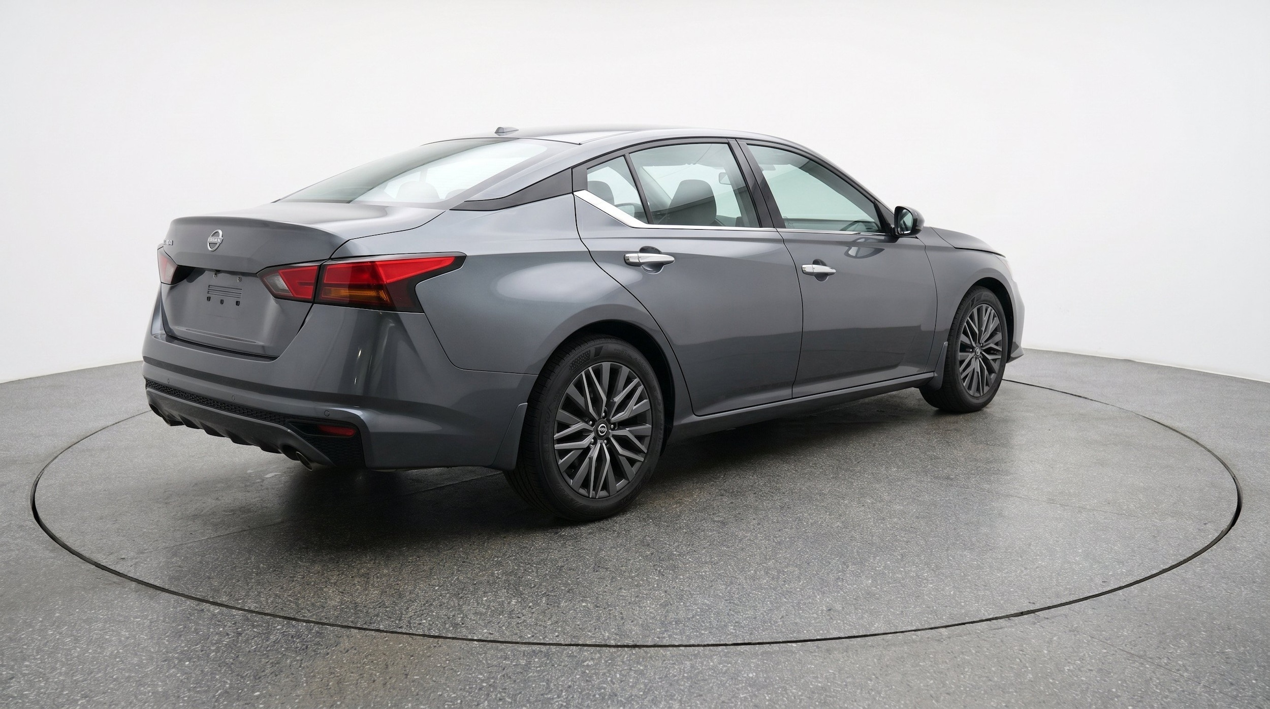Thumbnail: 2025 Nissan Altima - 9