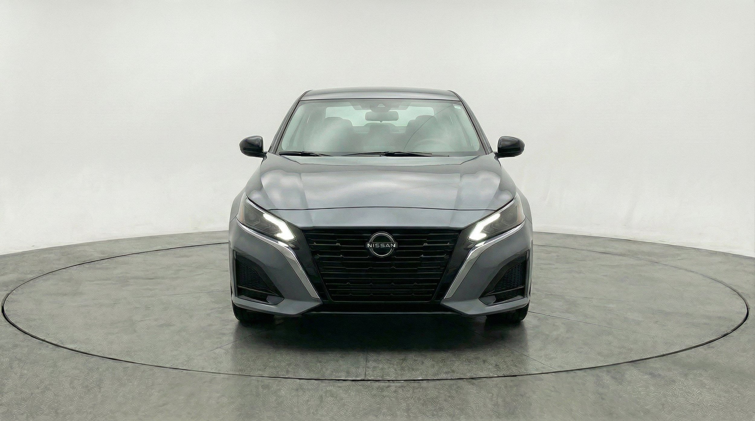 Thumbnail: 2025 Nissan Altima - 2