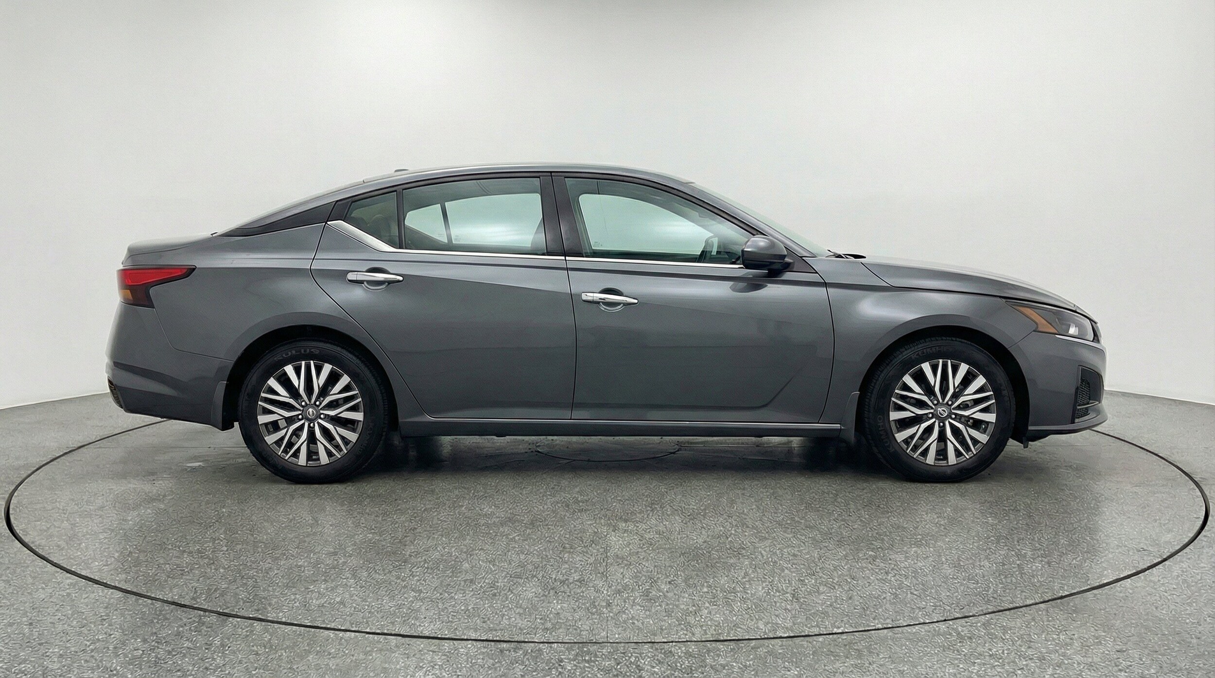 Thumbnail: 2025 Nissan Altima - 11
